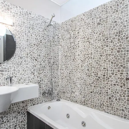 Apartment Gorgeous In With Wifi Altea